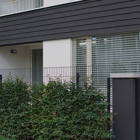 Holesovice Delight: Modern Comfort With A Twist In Prague 7 Exterior photo