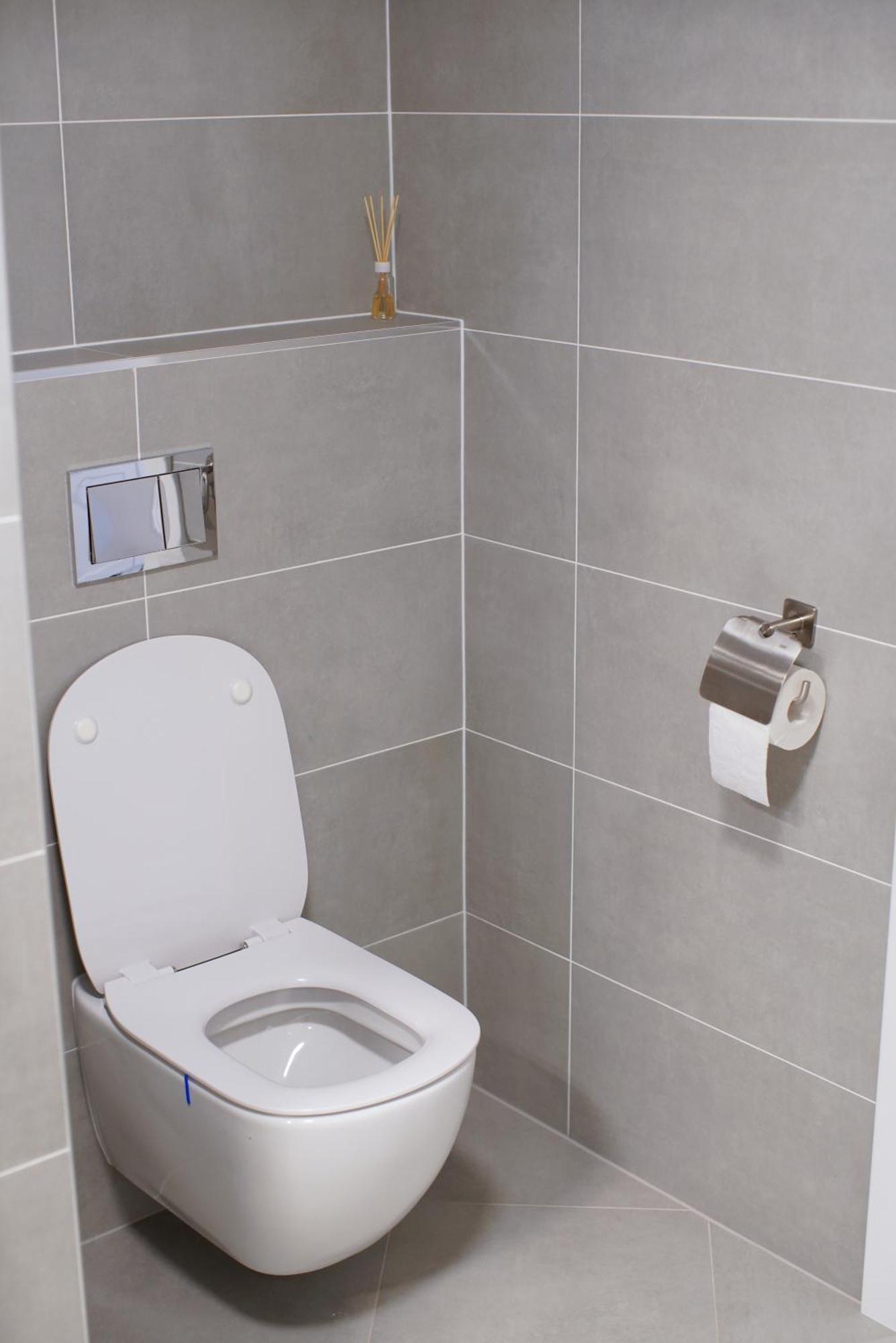 Holesovice Delight: Modern Comfort With A Twist In Prague 7 Exterior photo