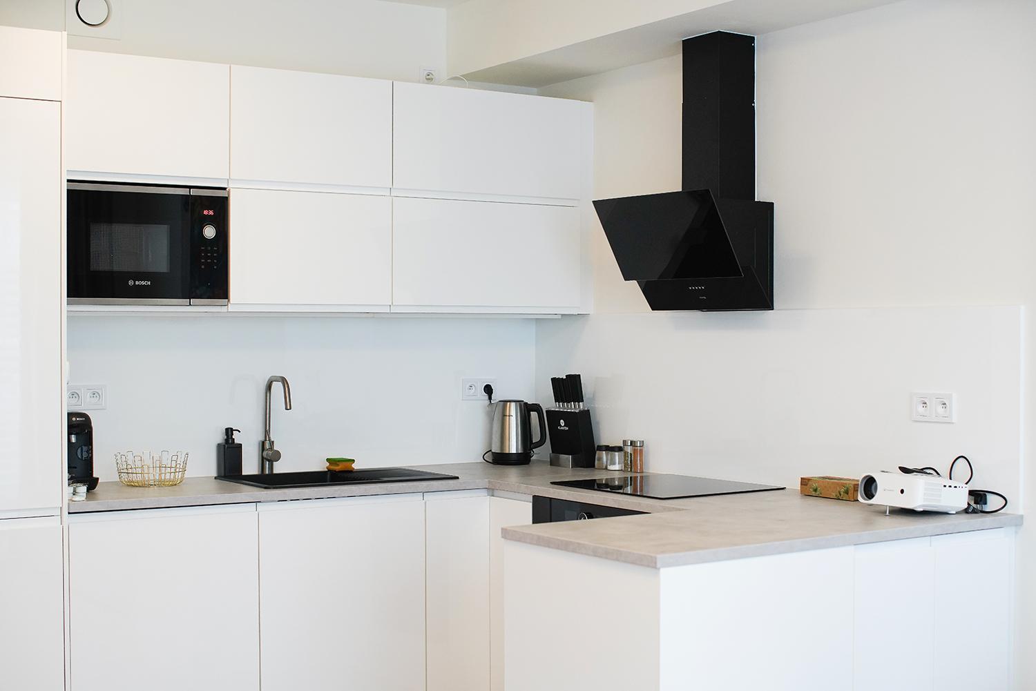 Holesovice Delight: Modern Comfort With A Twist In Prague 7 Exterior photo